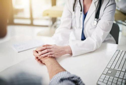 难撩（亲完就跑周医生把她拉黑了）